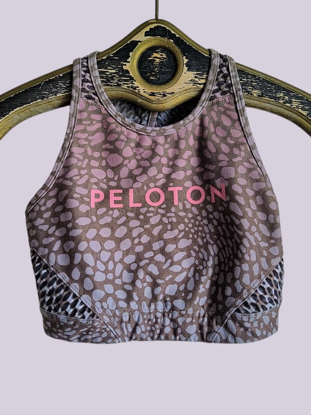 Peleton WITH Riverstone Sports Bra Keyhole Racereback High Neck Leopard Print S